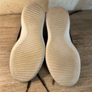 Allbirds lace up shoe